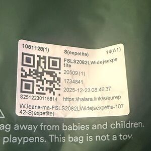 Halara expetite high waisted flex jeans baggy wide leg
Small frost blue denim